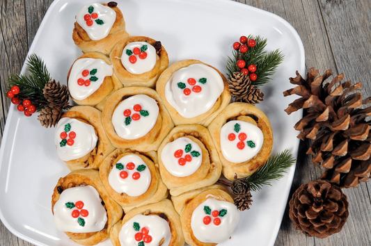 Cinnamon Roll Christmas Tree