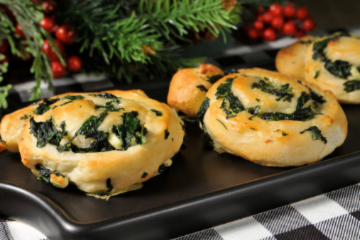 Spinach & Cheese Pinwheels
